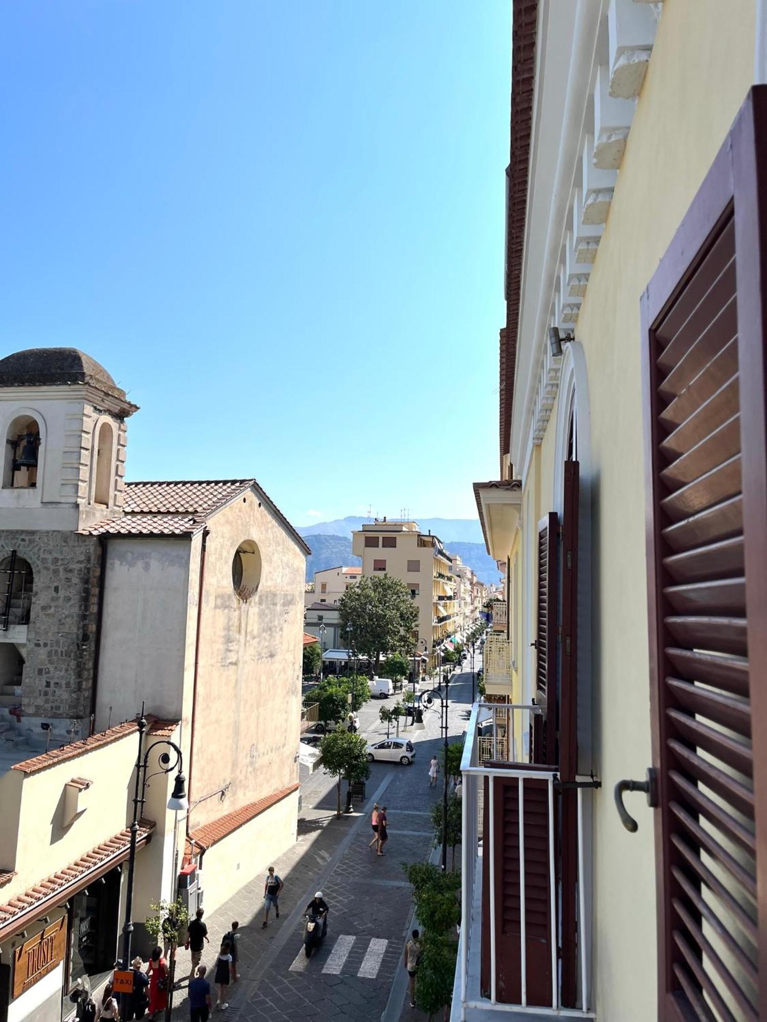 Готель Sorrento Street View Екстер'єр фото